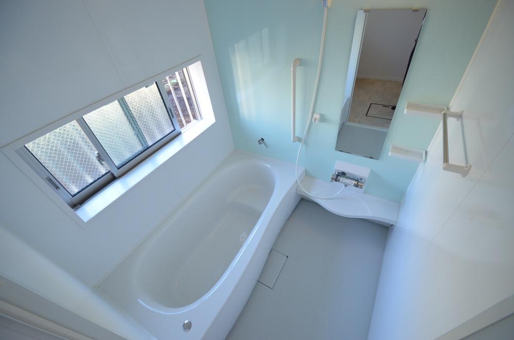 Bathroom. Indoor (12 May 2013) Shooting A Building