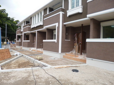 Entrance. ☆ It is under construction toward completion in November ☆