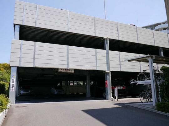 Parking lot
