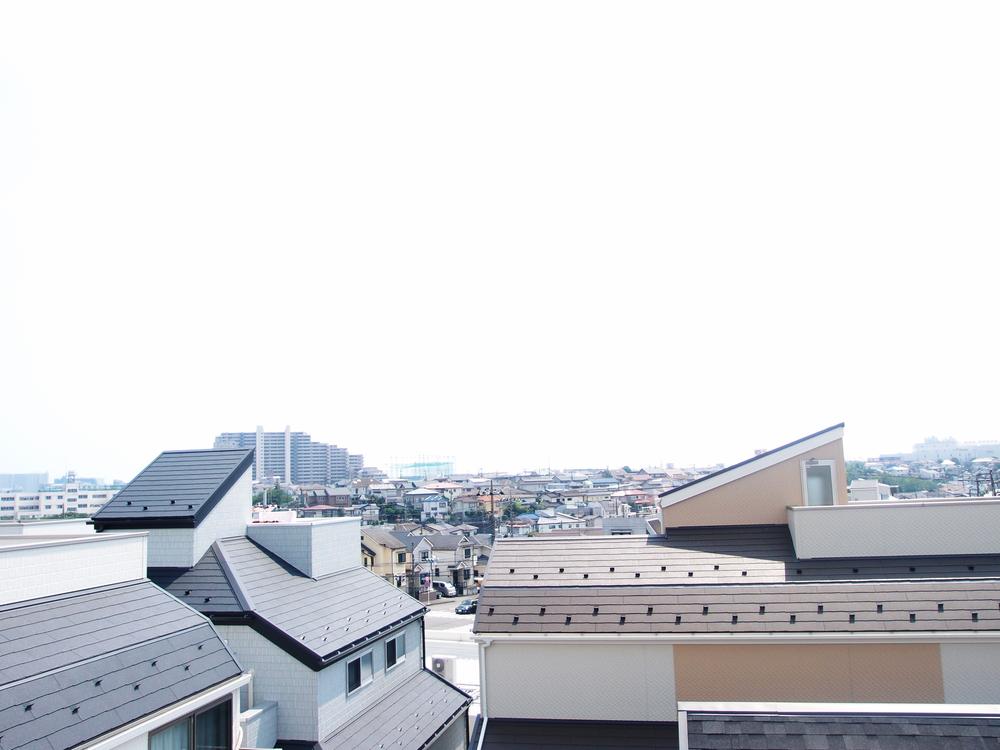 View photos from the dwelling unit. Local (July 2013) Shooting