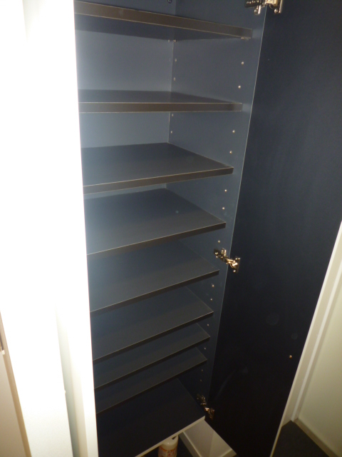 Other Equipment. Shoe box ☆