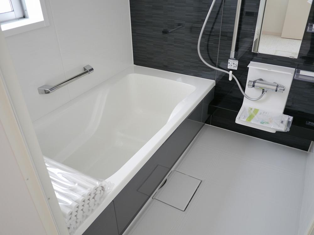 Bathroom. Reheating warm function ・ Air Heating drying with unit bus