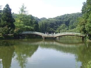 park. 1900m to Yakushi park