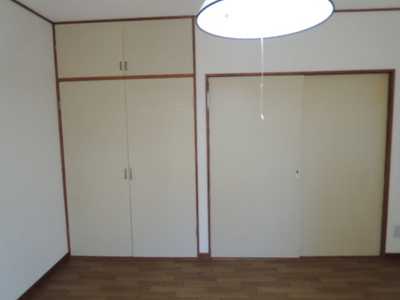 Receipt. Storage is also substantial.