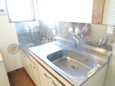 Kitchen. Gas stove installation Allowed ☆