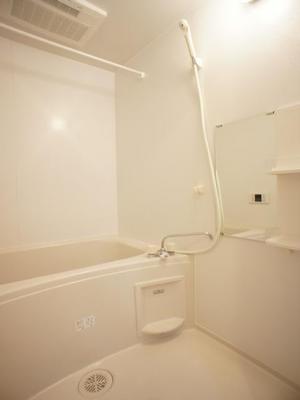 Bath. Reheating function with bathroom