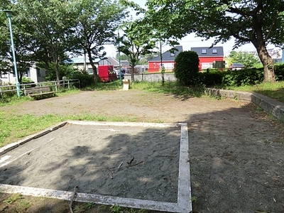 park. Higashitamagawagakuen 300m up to 4-chome, children's park (park)