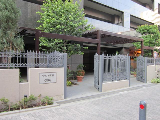 Entrance. It is fashionable and stylish entrance in a stylish.