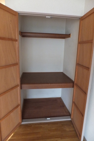 Receipt.  There is plenty of storage