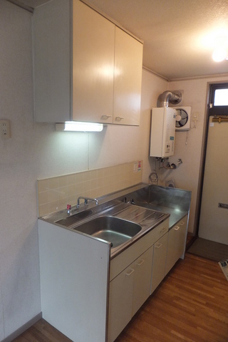 Other Equipment.  Gas stove can be installed