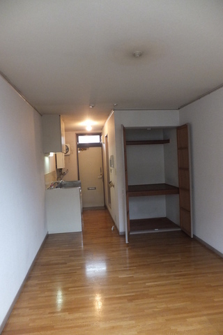 Other room space.  Clean room