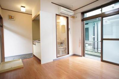 Living and room. Beautiful room in the already cross Insect!