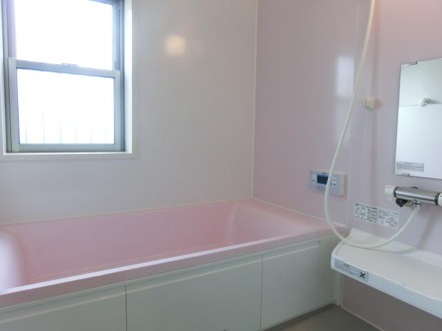 Bathroom. Building 3 (06 May 2013) Shooting