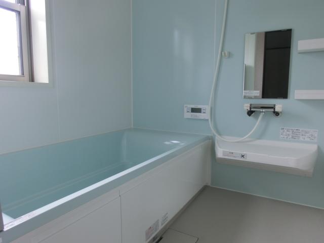 Bathroom. 4 Building (06 May 2013) Shooting