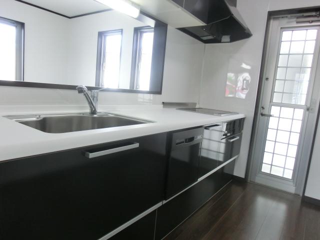 Kitchen. 5 Building (06 May 2013) Shooting