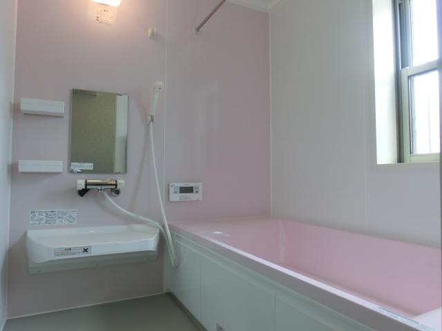 Bathroom. 5 Building (06 May 2013) Shooting