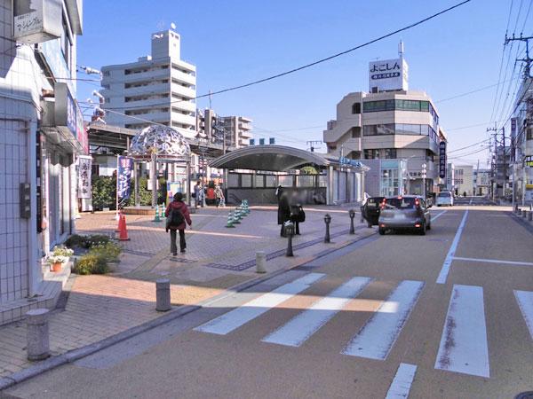 Bank. Yokohama credit union Naruse to the branch 465m