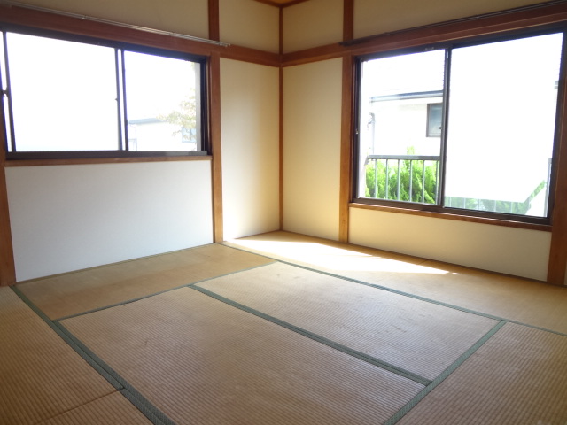 Other room space. Second floor Japanese-style room ☆