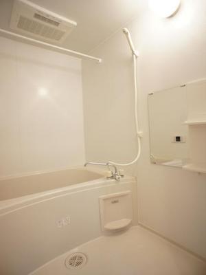 Bath. Reheating function with bathroom