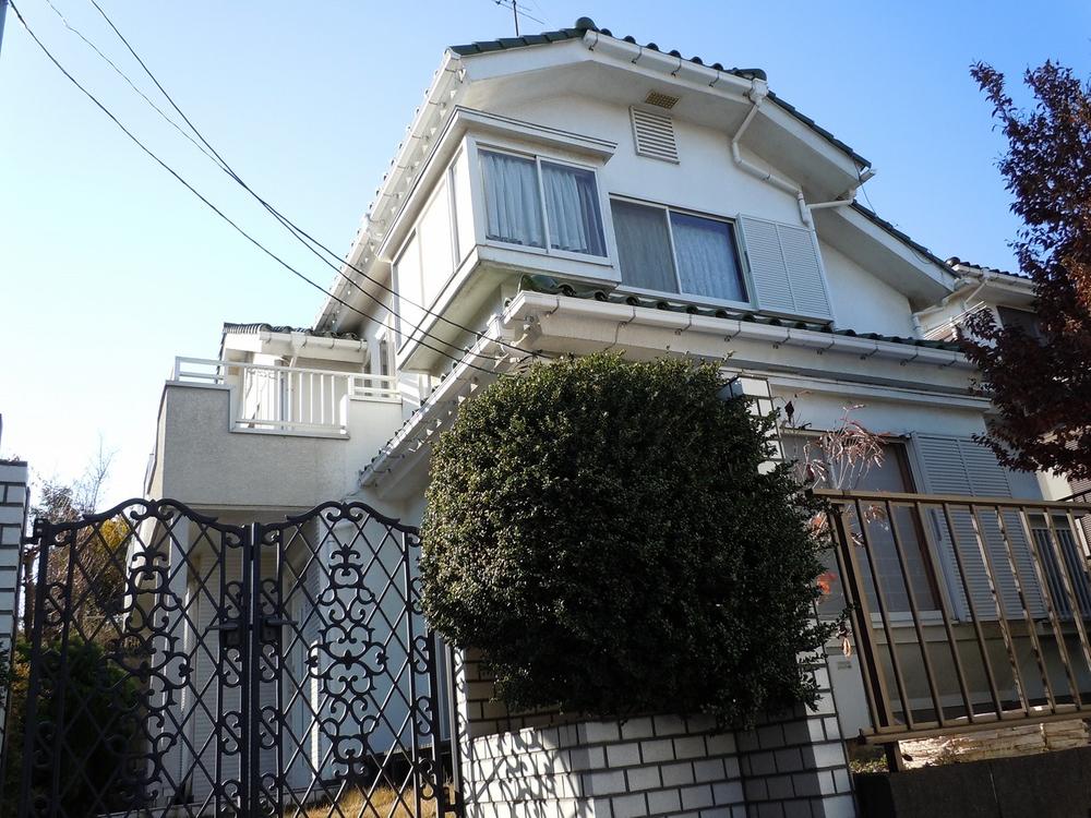 Local photos, including front road. Since it is a vacant house offers tours at any time ☆