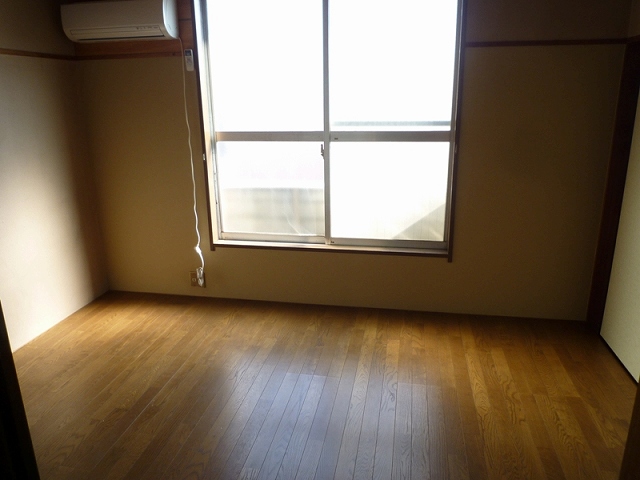 Other room space. Western-style 6 Pledge