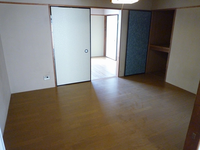 Other. Western-style 6 Pledge