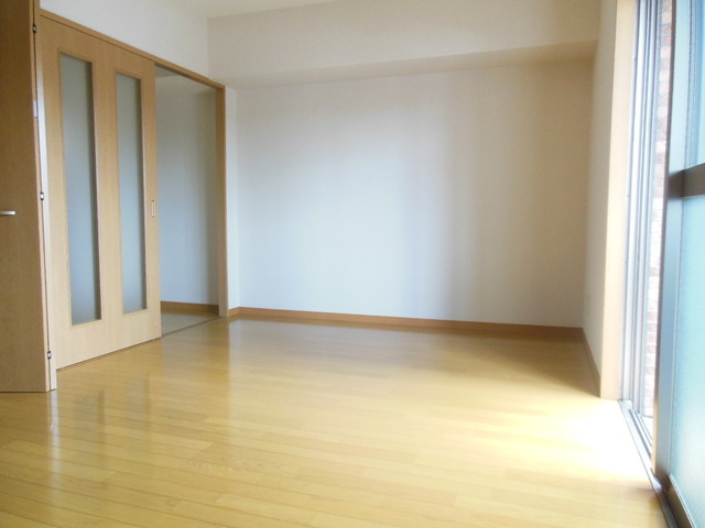 Living and room. It is a beautiful room