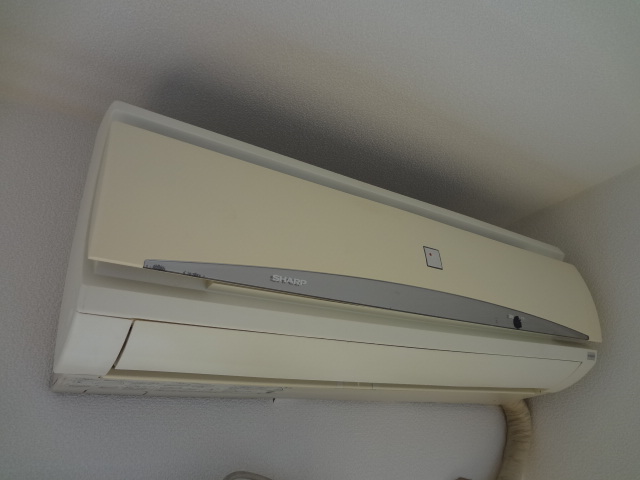 Other Equipment. Air-conditioned ☆