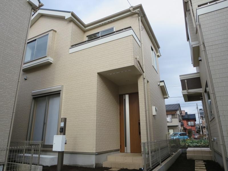 Local appearance photo. We completed.