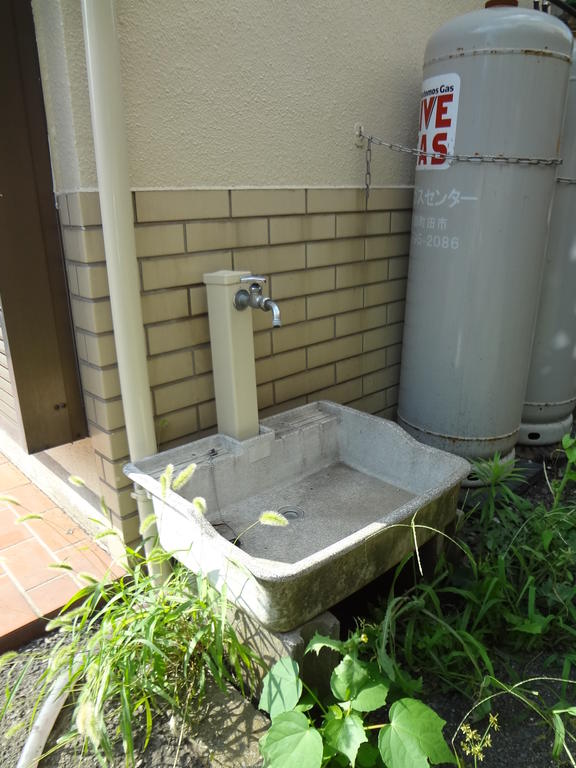 Other Equipment. There outside water ☆ I think we are able to Toka car wash. . . 