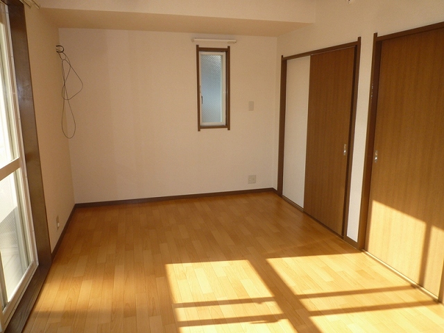 Other. Western-style 7,5 Pledge