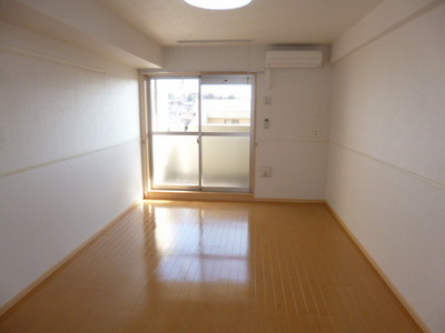 Other room space.  Sunny 