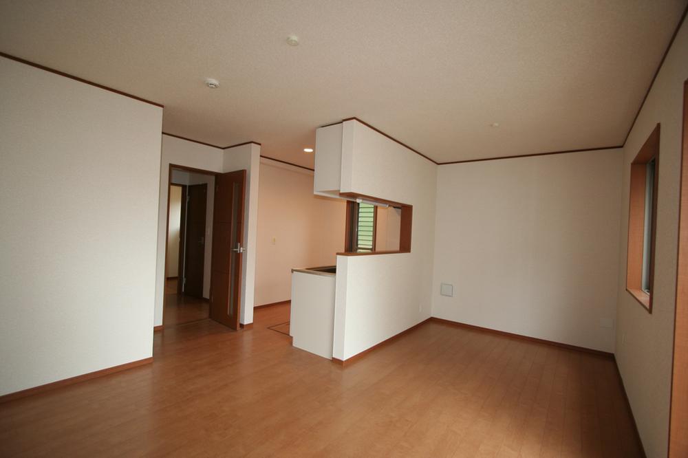 Same specifications photos (living). ( Building) same specification