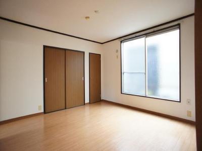 Living and room. Change to the Japanese-style room → Western (2013)