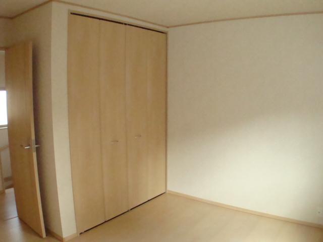 Non-living room. Local (September 2013) Shooting