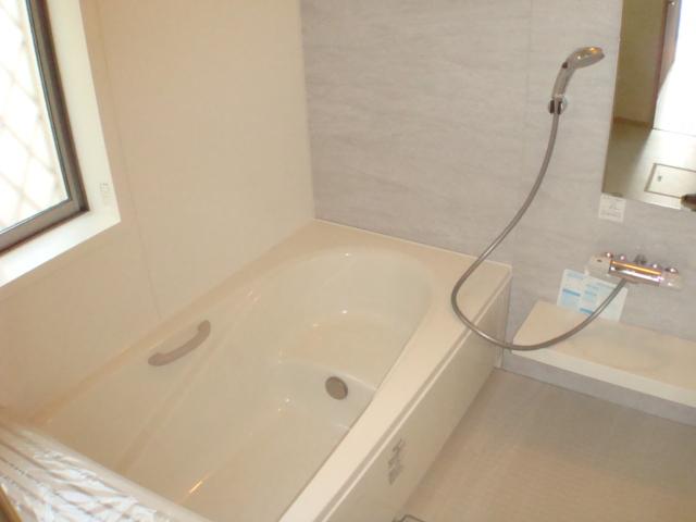 Same specifications photo (bathroom). Example of construction