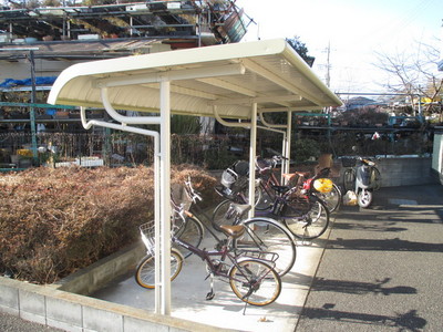 Other common areas. It is a roof with bicycle parking on site