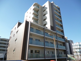 Building appearance. Exterior (northeast side)