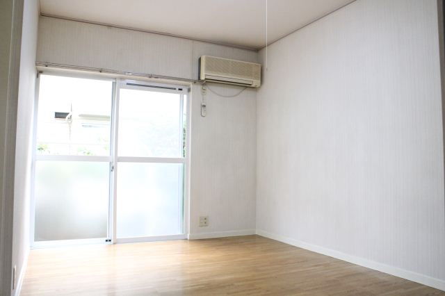 Living and room. It is the large windows of the bright rooms