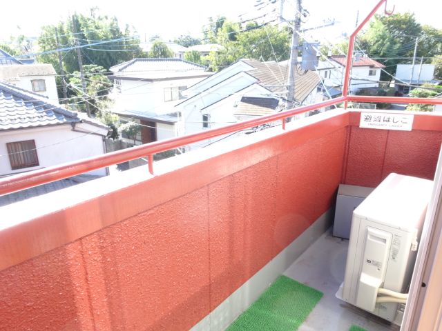 Balcony. ◆ It is the view of the veranda husk ◆