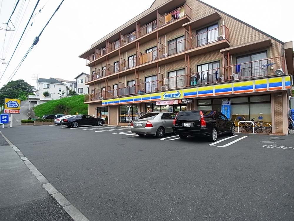 Convenience store. Ministop Co., Ltd. 380m until Machida Wako Gakuenmae store (convenience store)