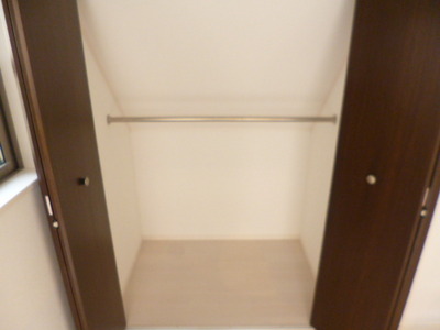 Receipt.  ☆ Closet type which is also multiplied by Court ☆ 