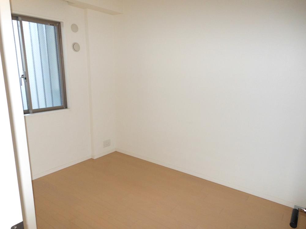 Non-living room