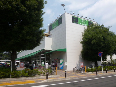 Supermarket. Food 3000m up to one (super)