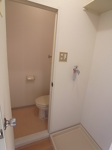 Other room space. Washing machine Storage