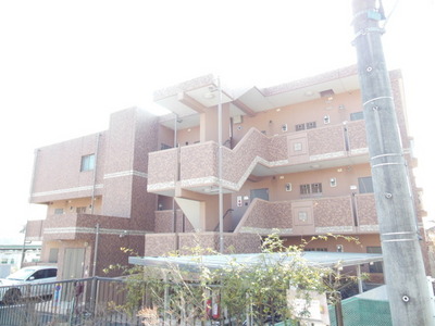 Building appearance. 12 minutes by bicycle to Hashimoto Station