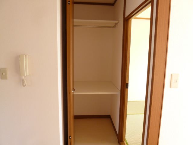 Receipt. Storage Even in dining is necessary!