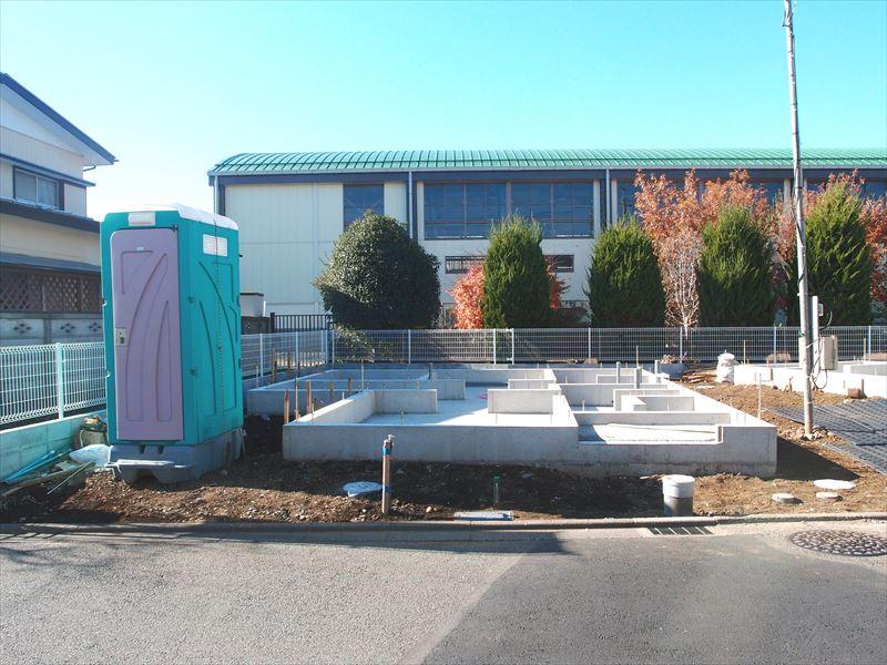 Local appearance photo. Local (12 May 2013) Shooting