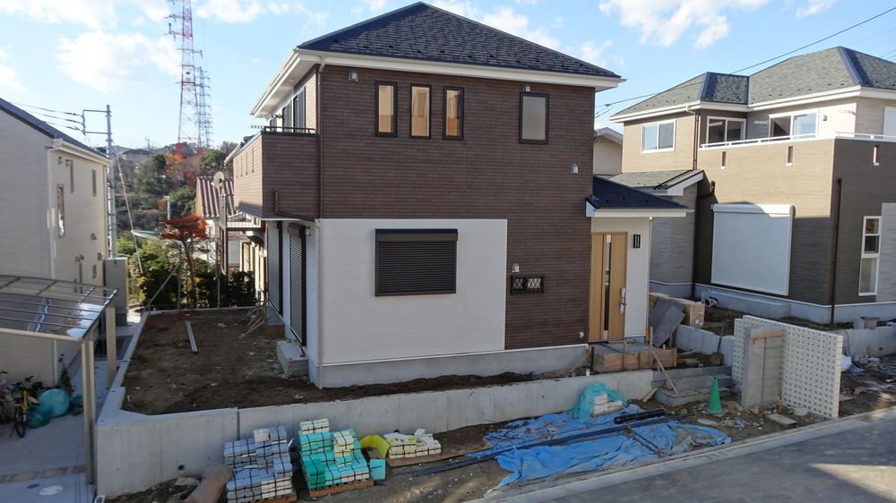 Local appearance photo. 1 Building (pre-sale) ・ 2 Building site (December 2013) Shooting