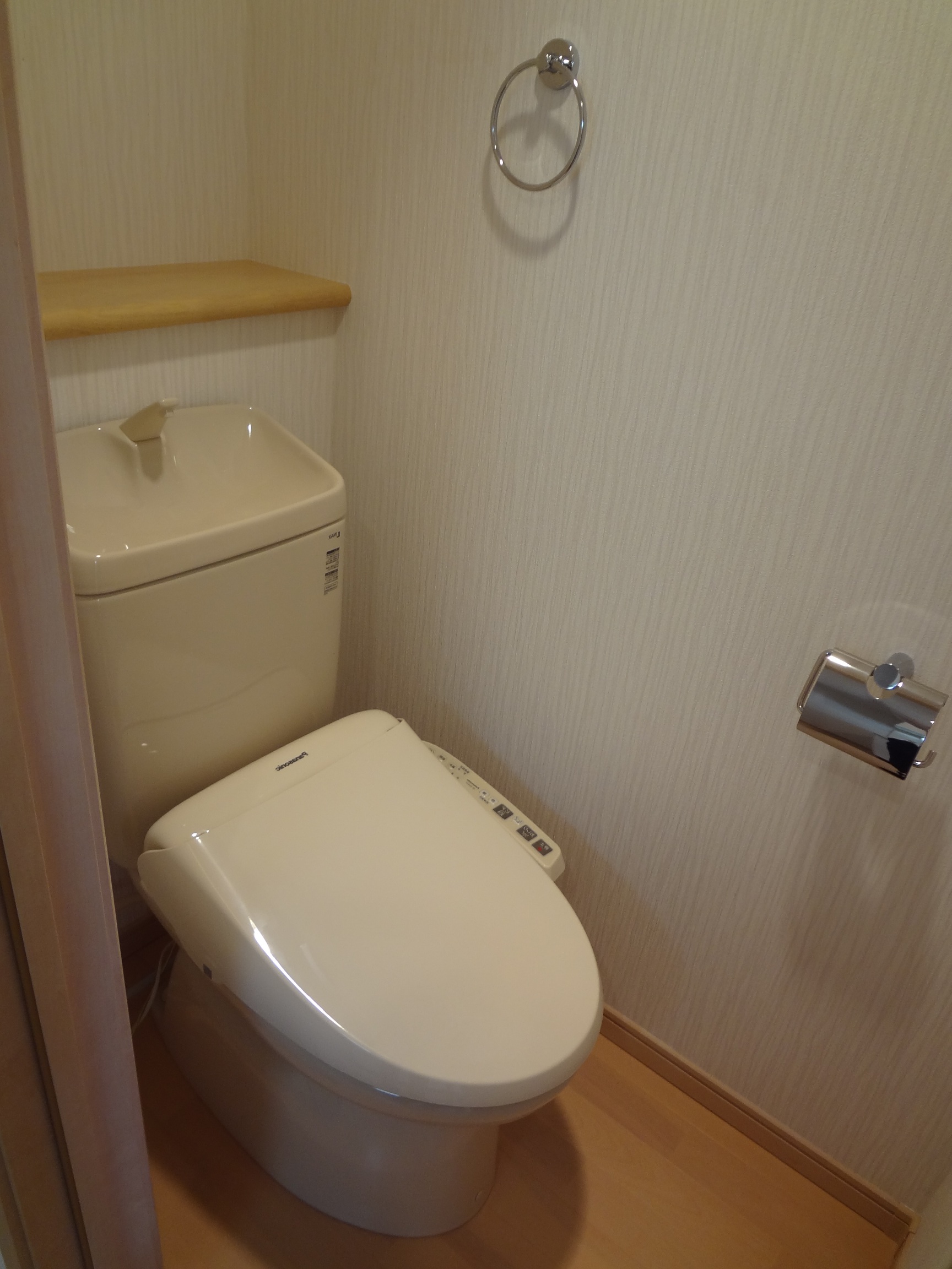 Toilet. With Washlet ☆